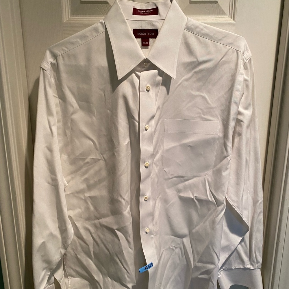 Nordstrom Men's Neck 16 1/2" Sleeves 33" Button Down Shirt Blue Regular Fit
